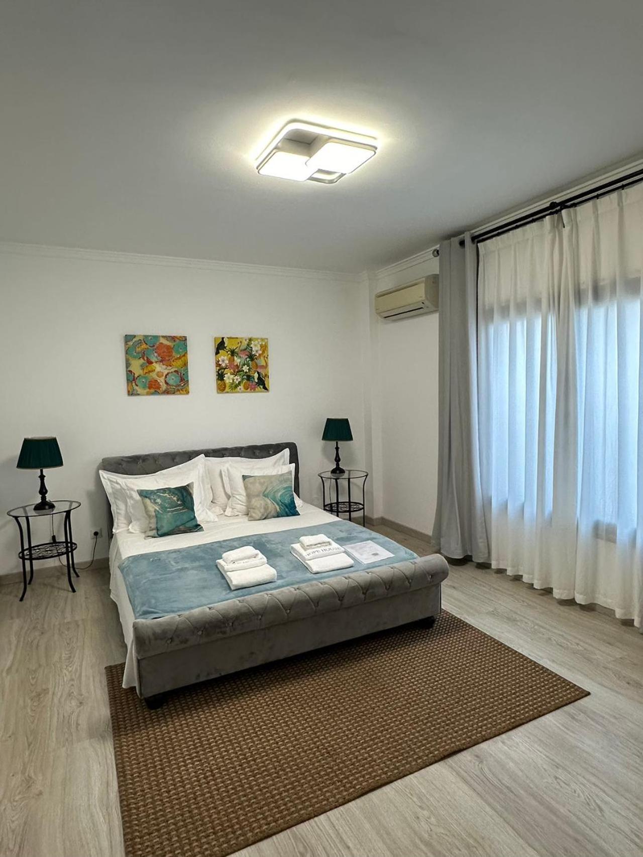 Hope House Parede Apartment Exterior photo